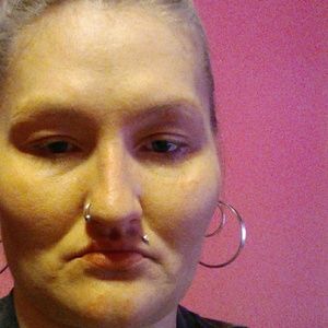 Meet your Posher, Dena